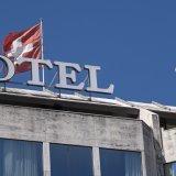 Le secteur de l'hébergement continuera à profiter du taux spécial de la TVA de 3,8% (archives). KEYSTONE/MARTIAL TREZZINI